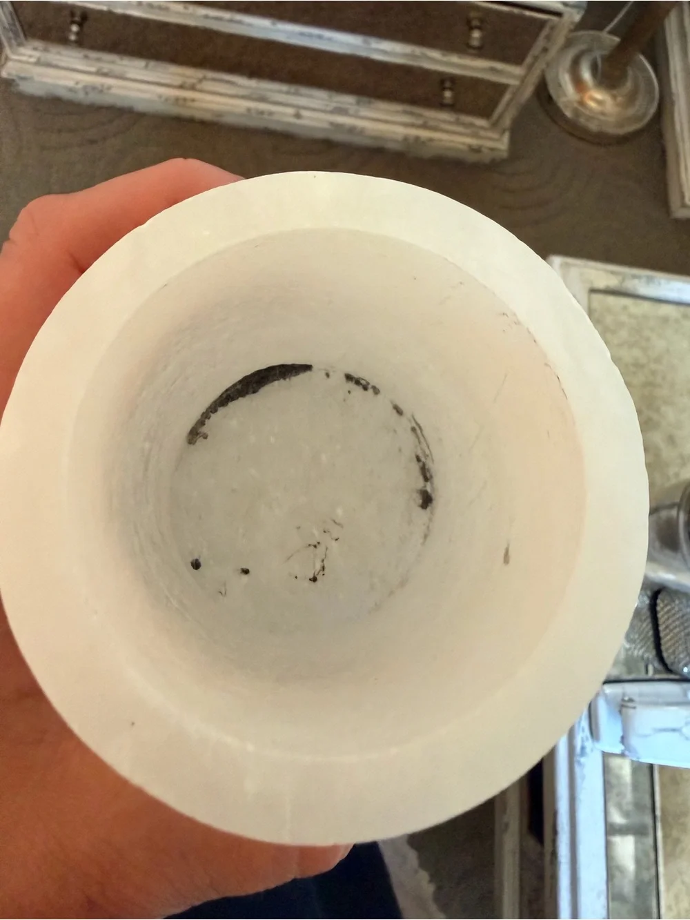 Alabaster pencil cup